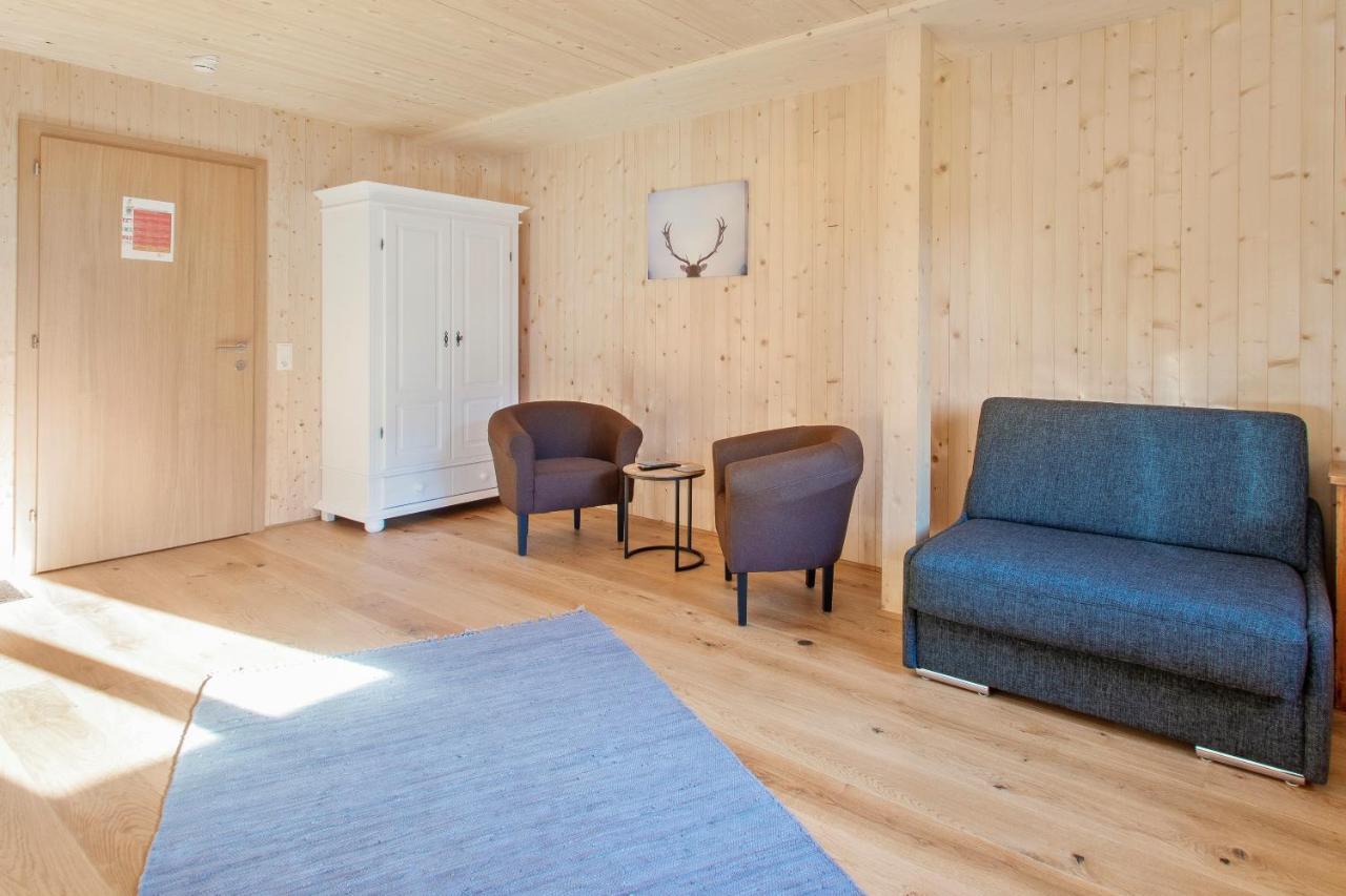 Haus Berghof Panzió Schröcken Kültér fotó