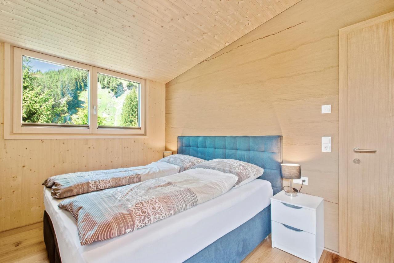 Haus Berghof Panzió Schröcken Kültér fotó